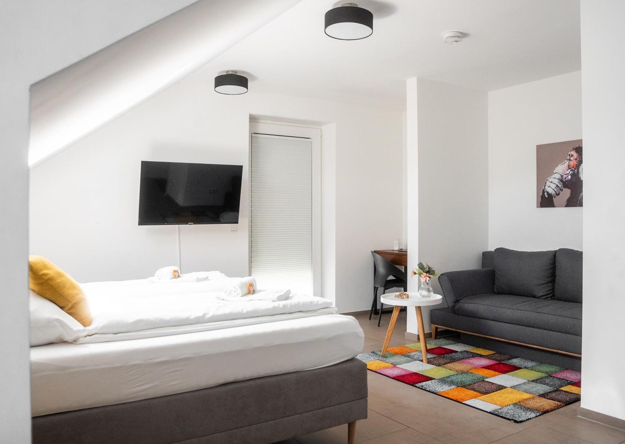Hama Design Homes 4 Апартаменты Падерборн